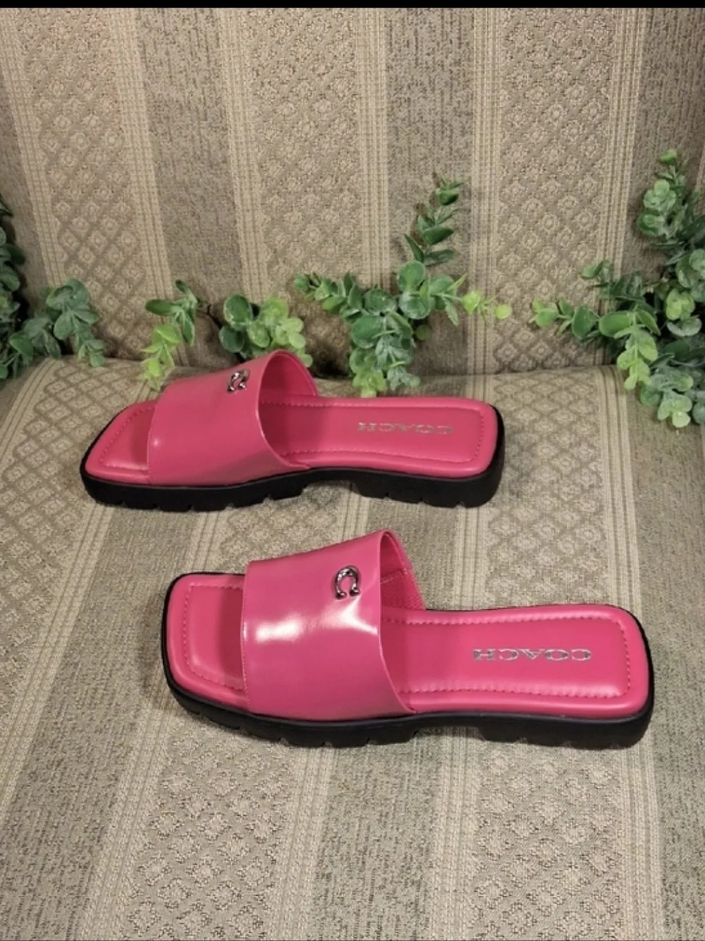Coach Florence Dragon Fruit Pink Slide Sandals - Picture 4 of 16